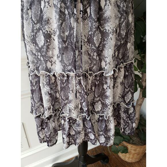 Altar'd State Knee Length Dress Women Medium Multi Snake Print Adjustable V Neck - Picture 12 of 12